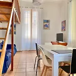 Rue Jeanne Cosy, Proche Gare, Centre